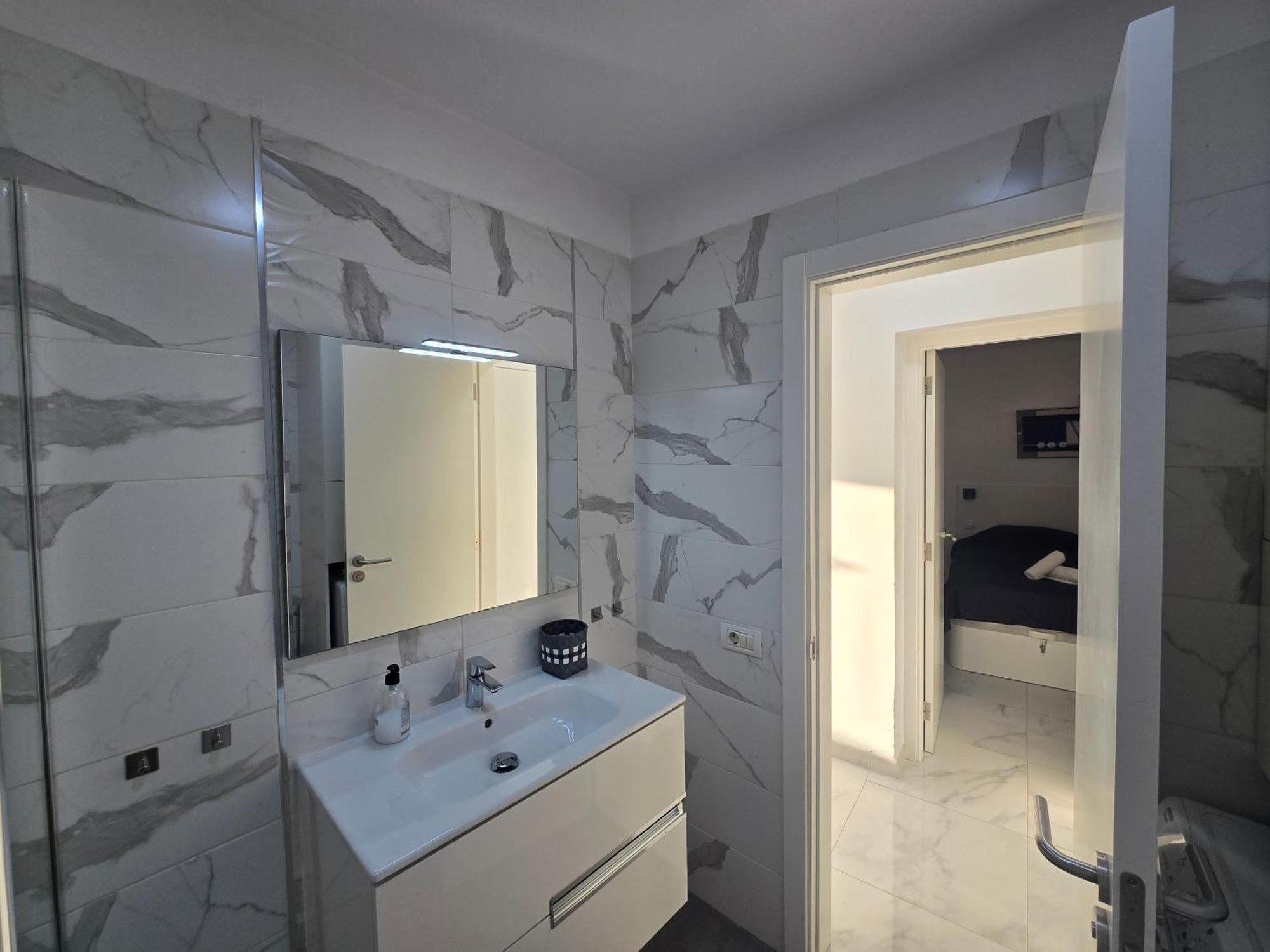 Aqua Sun Los Geranios By Helloapartments Costa Adeje  ภายนอก รูปภาพ