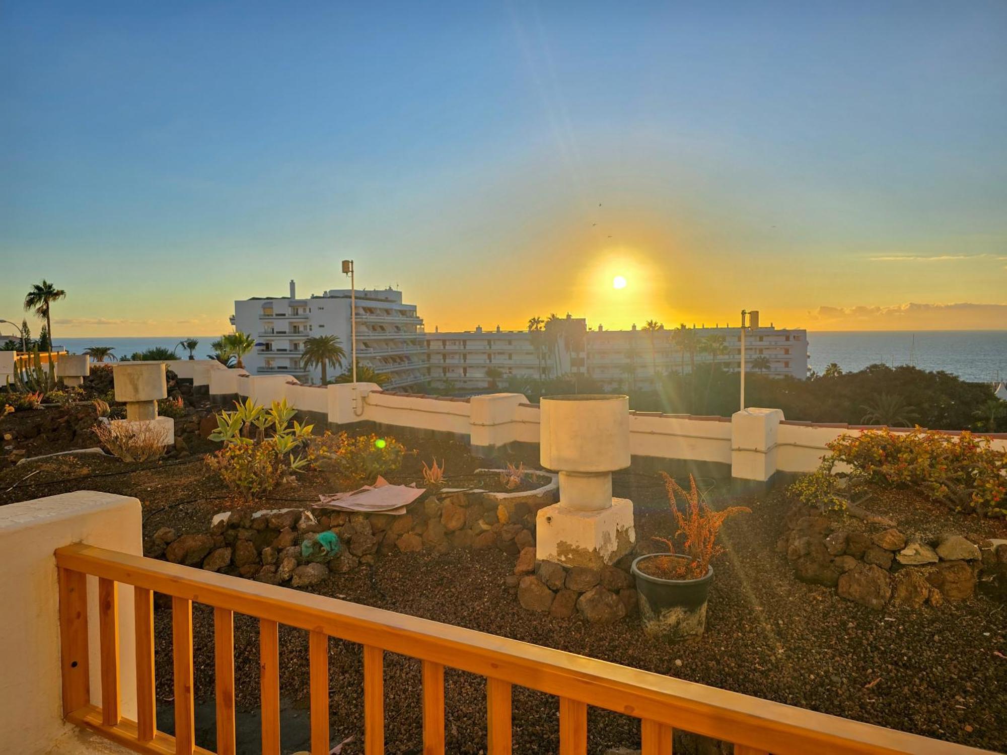 Aqua Sun Los Geranios By Helloapartments Costa Adeje  ภายนอก รูปภาพ